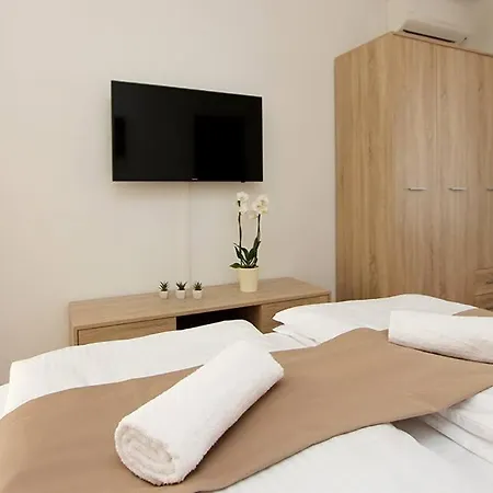 Boutique 3*